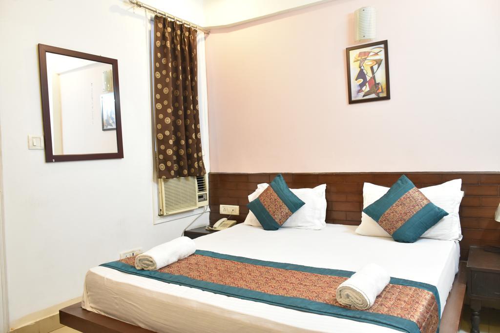 Airport Hotel Port View Nuova Delhi Esterno foto